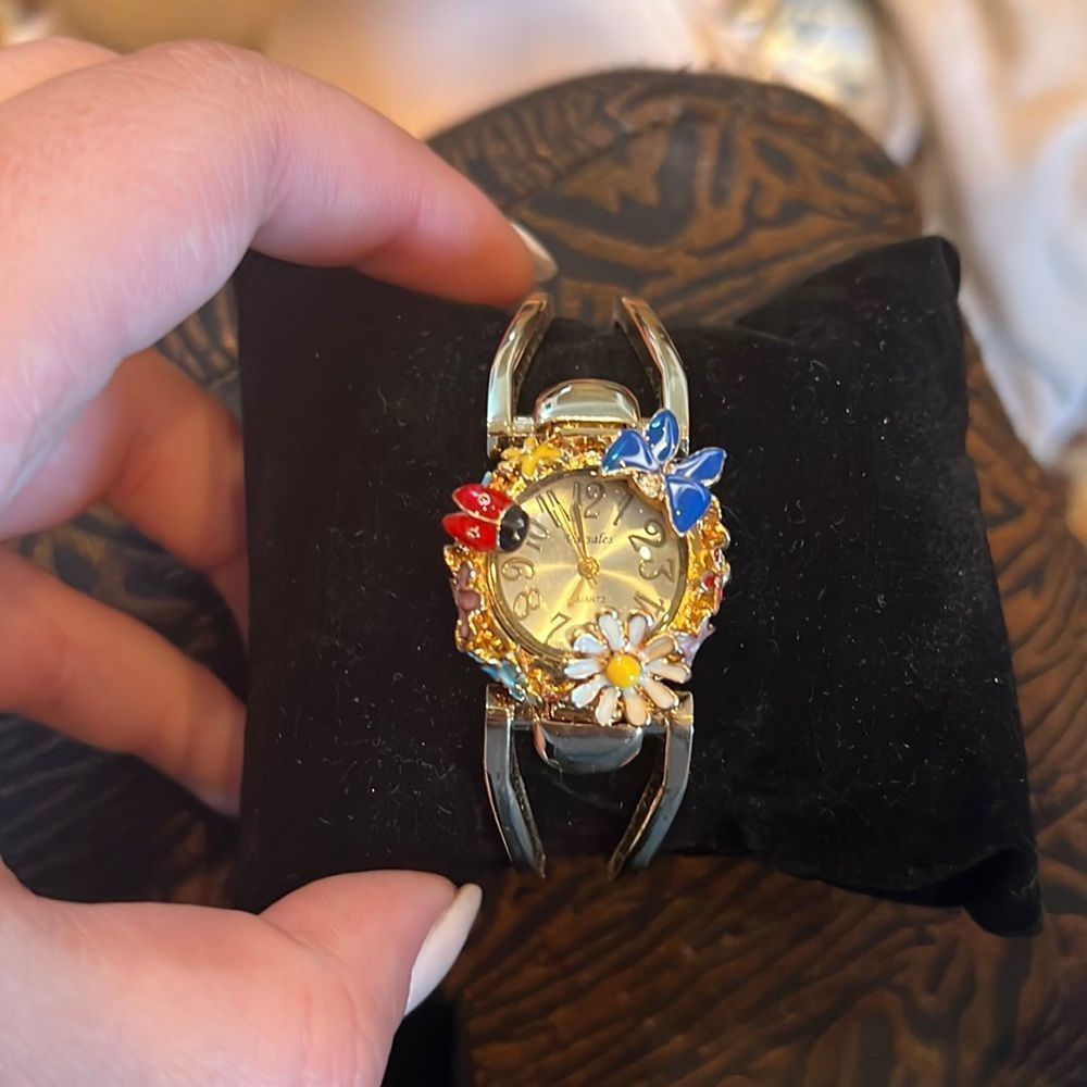 Woman Watch Beautiful
